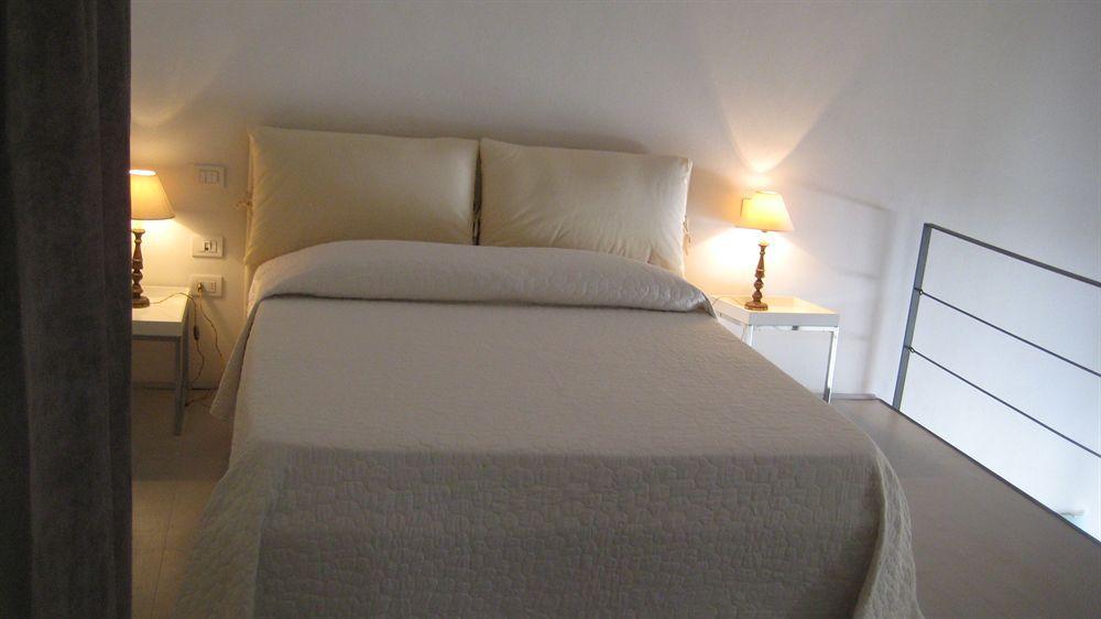 Bb 22 Charming Rooms & Apartments Palermo Eksteriør bilde