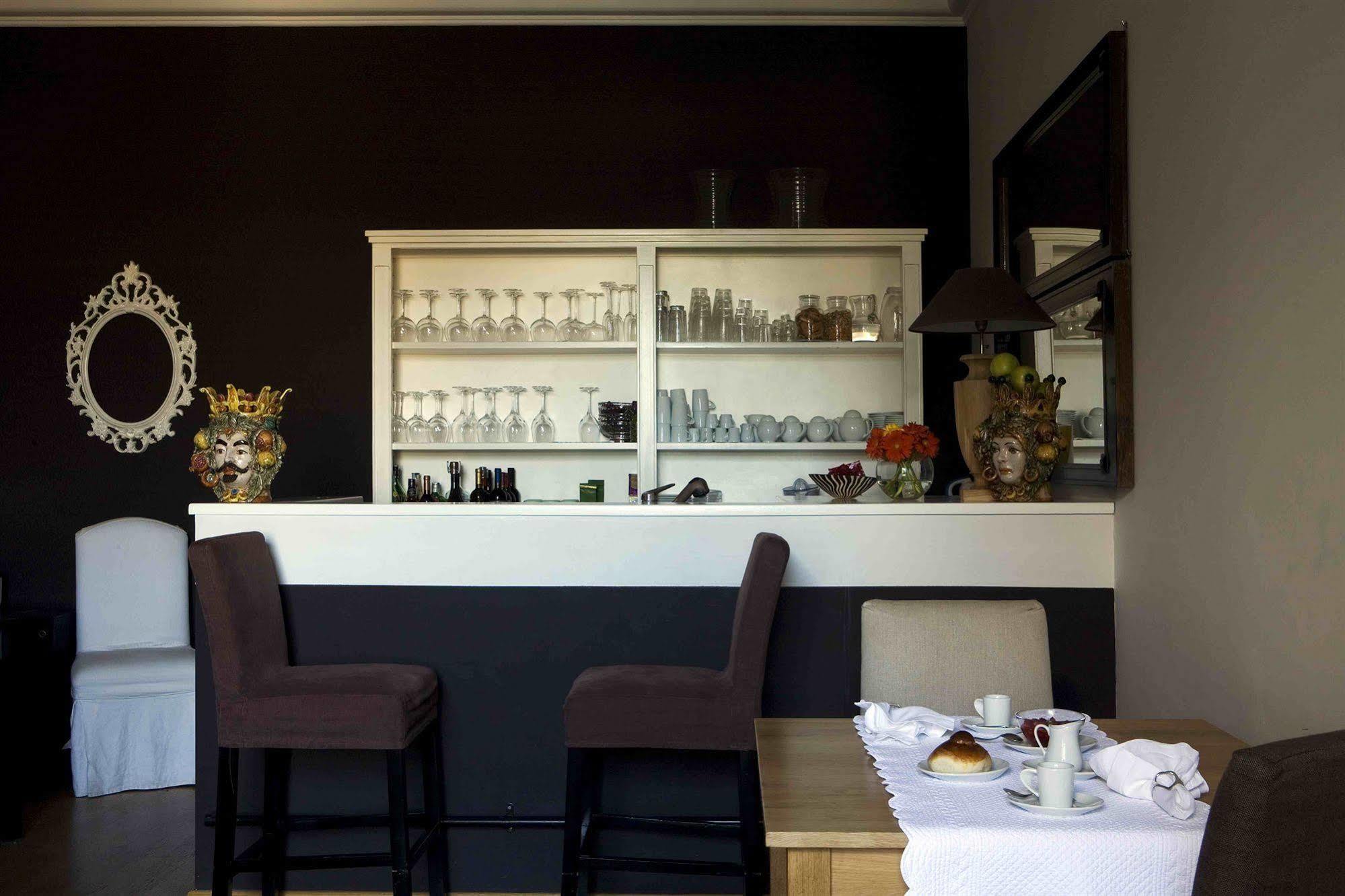 Bb 22 Charming Rooms & Apartments Palermo Eksteriør bilde
